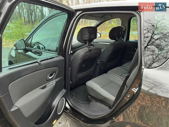 Черный Рено Сценик, объемом двигателя 1.87 л и пробегом 300 тыс. км за 6500 $, фото 7 на Automoto.ua