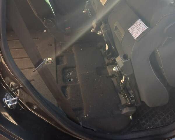 Чорний Рено Сценік, об'ємом двигуна 1.4 л та пробігом 250 тис. км за 6500 $, фото 10 на Automoto.ua