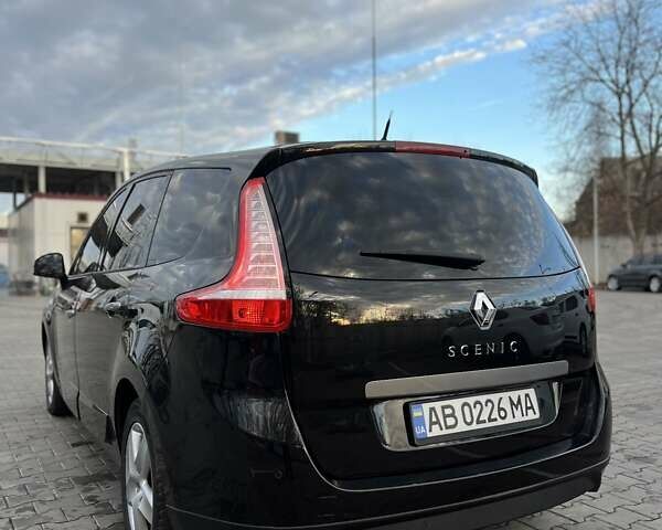 Чорний Рено Сценік, об'ємом двигуна 2 л та пробігом 180 тис. км за 7800 $, фото 5 на Automoto.ua
