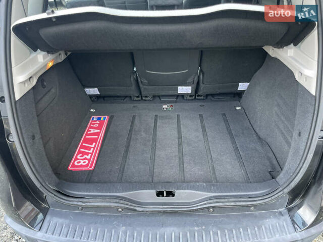 Черный Рено Сценик, объемом двигателя 1.5 л и пробегом 149 тыс. км за 8800 $, фото 12 на Automoto.ua