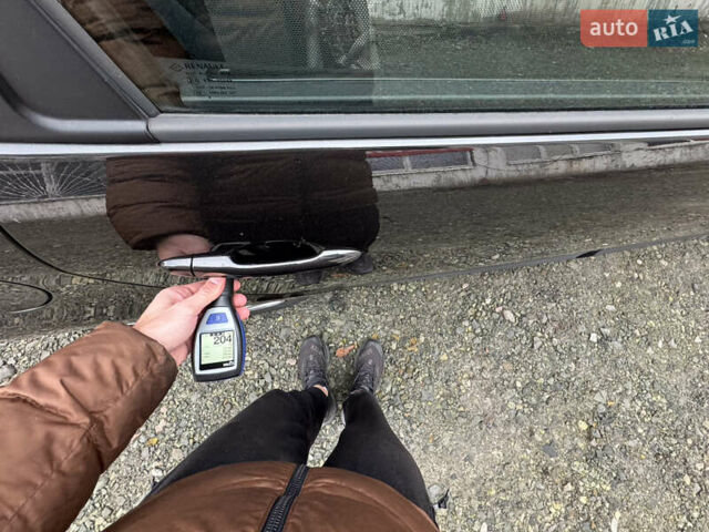Черный Рено Сценик, объемом двигателя 1.5 л и пробегом 149 тыс. км за 8800 $, фото 83 на Automoto.ua