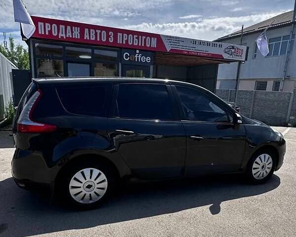 Чорний Рено Сценік, об'ємом двигуна 1.46 л та пробігом 253 тис. км за 6700 $, фото 4 на Automoto.ua