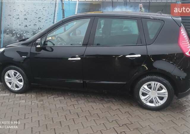 Черный Рено Сценик, объемом двигателя 1.5 л и пробегом 265 тыс. км за 7300 $, фото 3 на Automoto.ua