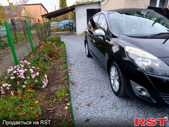 Черный Рено Сценик, объемом двигателя 1.4 л и пробегом 238 тыс. км за 7800 $, фото 2 на Automoto.ua