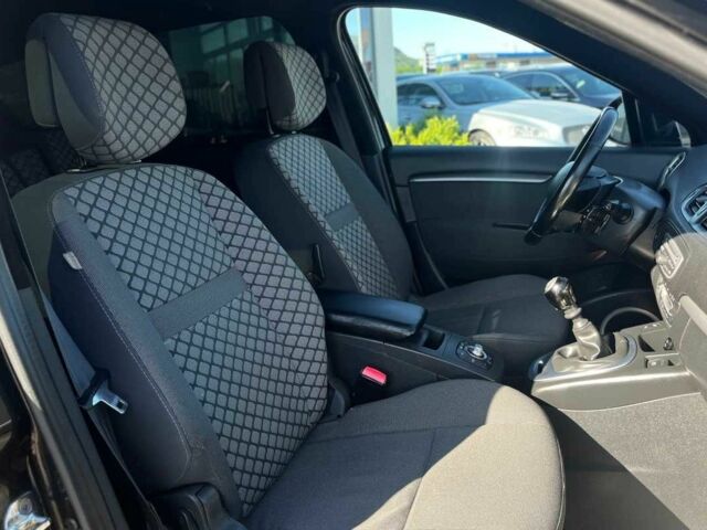 Черный Рено Сценик, объемом двигателя 1.5 л и пробегом 277 тыс. км за 7700 $, фото 10 на Automoto.ua