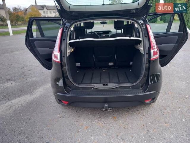 Рено Сценик 2010 в Дубно на Automoto.ua Черный Рено Сценик, объемом двигателя 1.5 л и пробегом 220 тыс. км за 6950 $, фото 47 на Automoto.ua