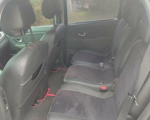 Чорний Рено Сценік, об'ємом двигуна 1.5 л та пробігом 314 тис. км за 6700 $, фото 1 на Automoto.ua