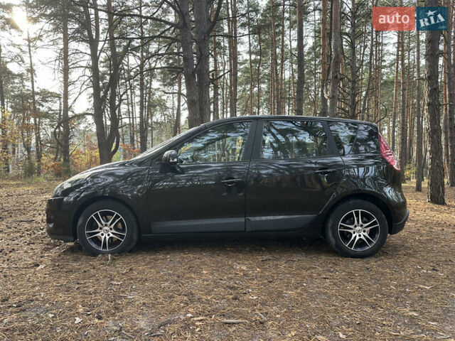 Черный Рено Сценик, объемом двигателя 1.5 л и пробегом 161 тыс. км за 7100 $, фото 6 на Automoto.ua