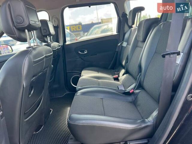 Черный Рено Сценик, объемом двигателя 1.46 л и пробегом 232 тыс. км за 7300 $, фото 18 на Automoto.ua