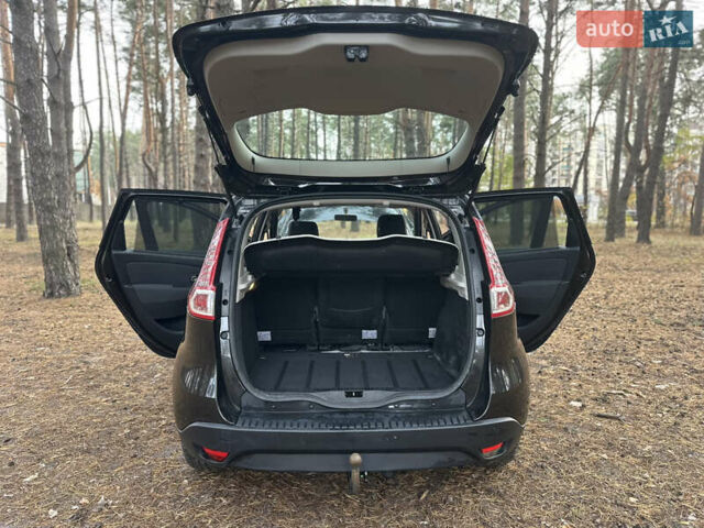 Черный Рено Сценик, объемом двигателя 1.5 л и пробегом 161 тыс. км за 7100 $, фото 13 на Automoto.ua