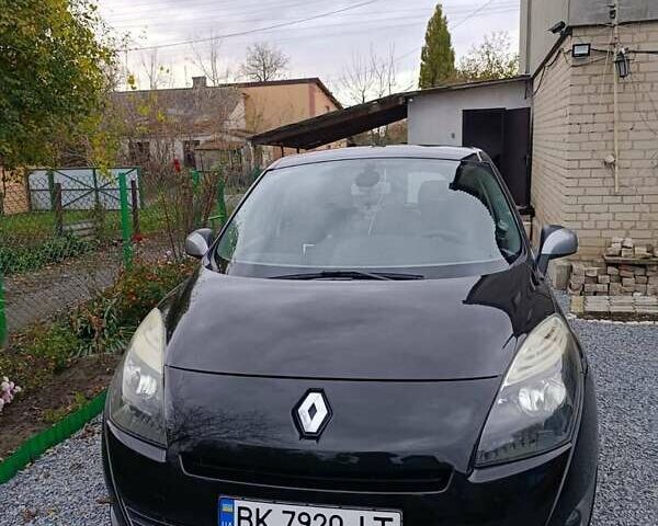 Черный Рено Сценик, объемом двигателя 1.4 л и пробегом 238 тыс. км за 7800 $, фото 8 на Automoto.ua