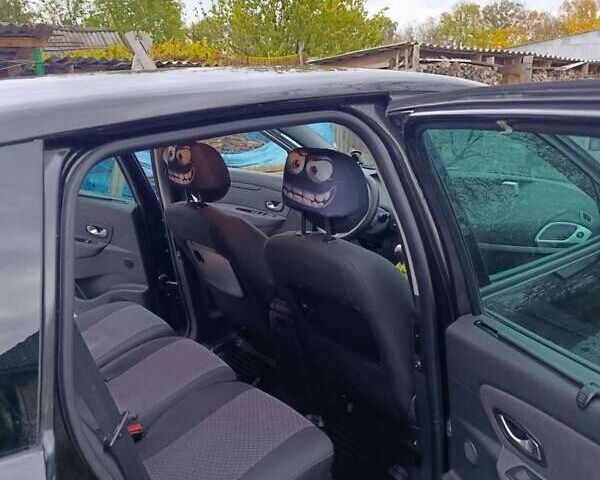 Черный Рено Сценик, объемом двигателя 1.4 л и пробегом 238 тыс. км за 7800 $, фото 3 на Automoto.ua