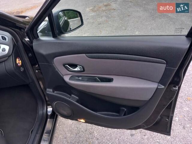 Рено Сценик 2010 в Дубно на Automoto.ua Черный Рено Сценик, объемом двигателя 1.5 л и пробегом 220 тыс. км за 6950 $, фото 24 на Automoto.ua
