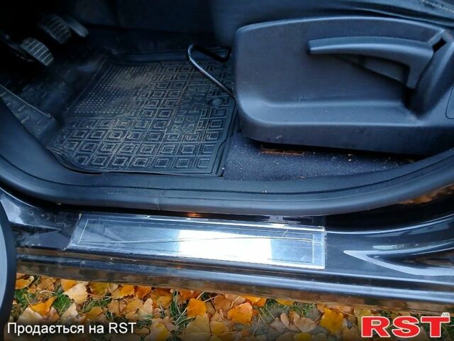 Рено Сценик 2010 в Харькове на Automoto.ua Черный Рено Сценик, объемом двигателя 1.4 л и пробегом 120 тыс. км за 6900 $, фото 10 на Automoto.ua