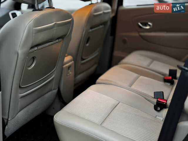 Чорний Рено Сценік, об'ємом двигуна 2 л та пробігом 168 тис. км за 8900 $, фото 7 на Automoto.ua