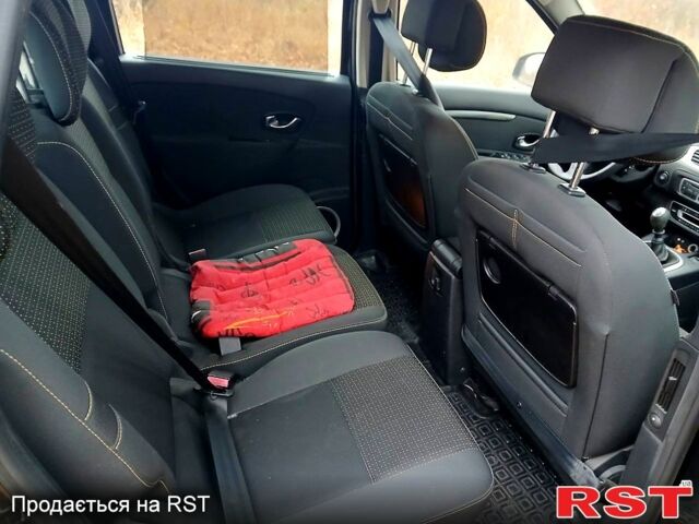 Рено Сценик 2010 в Харькове на Automoto.ua Черный Рено Сценик, объемом двигателя 1.4 л и пробегом 120 тыс. км за 6900 $, фото 8 на Automoto.ua