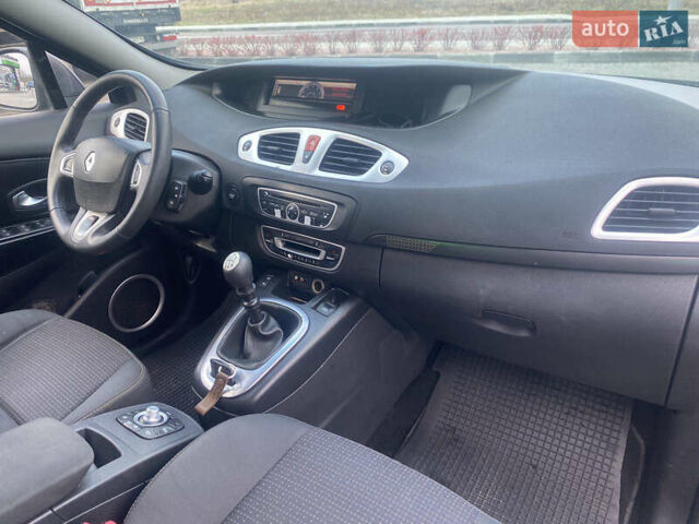 Черный Рено Сценик, объемом двигателя 1.87 л и пробегом 220 тыс. км за 5350 $, фото 15 на Automoto.ua