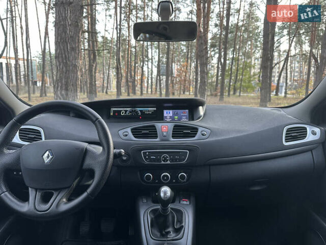 Черный Рено Сценик, объемом двигателя 1.5 л и пробегом 161 тыс. км за 7100 $, фото 21 на Automoto.ua