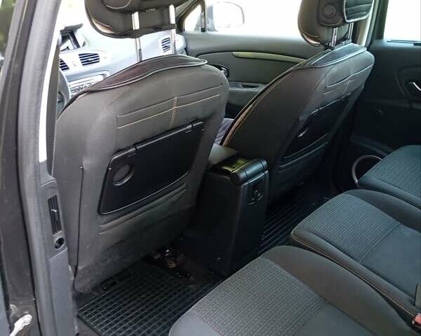 Чорний Рено Сценік, об'ємом двигуна 1.9 л та пробігом 260 тис. км за 7500 $, фото 18 на Automoto.ua