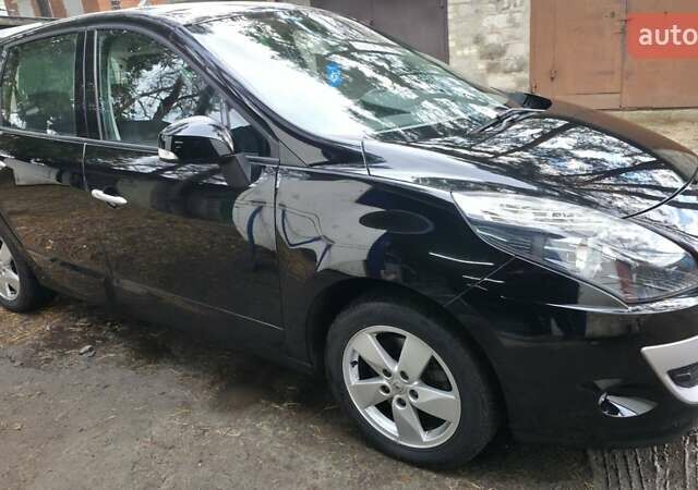 Черный Рено Сценик, объемом двигателя 1.6 л и пробегом 194 тыс. км за 8500 $, фото 15 на Automoto.ua