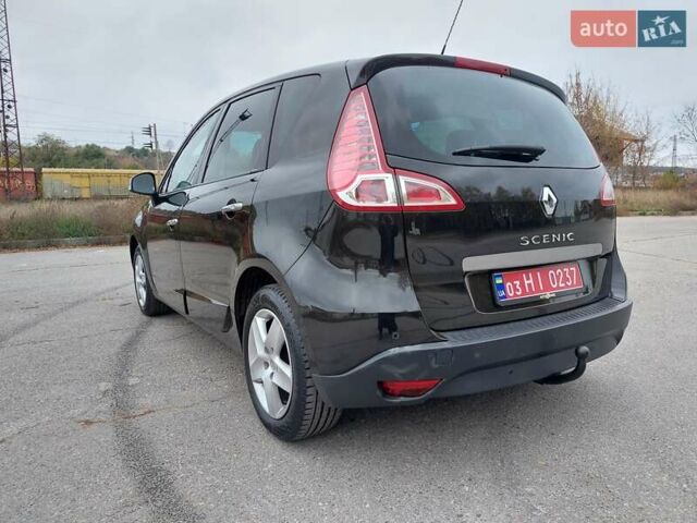 Рено Сценик 2010 в Мерефа на Automoto.ua Черный Рено Сценик, объемом двигателя 1.6 л и пробегом 189 тыс. км за 8100 $, фото 8 на Automoto.ua