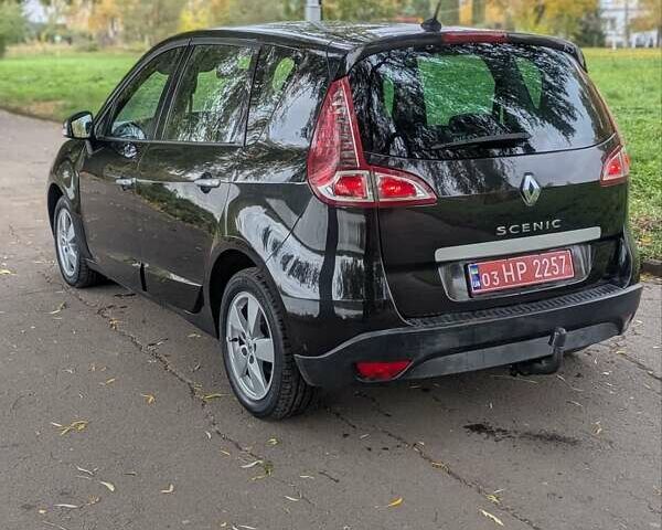 Рено Сценик 2010 в Ровно на Automoto.ua Черный Рено Сценик, объемом двигателя 1.6 л и пробегом 231 тыс. км за 7500 $, фото 2 на Automoto.ua