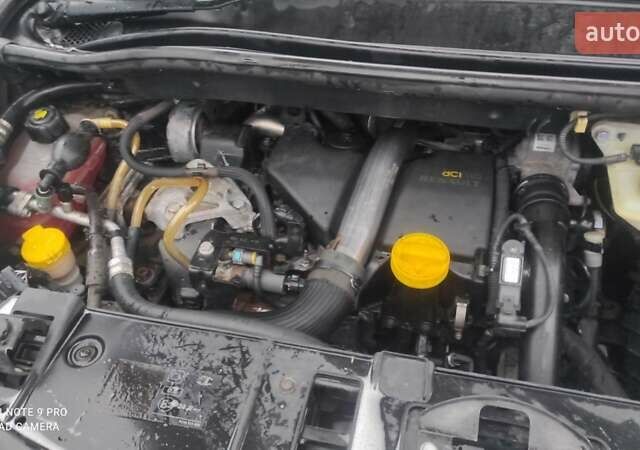 Черный Рено Сценик, объемом двигателя 1.5 л и пробегом 265 тыс. км за 7300 $, фото 18 на Automoto.ua