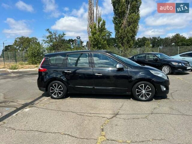 Черный Рено Сценик, объемом двигателя 1.46 л и пробегом 232 тыс. км за 7300 $, фото 3 на Automoto.ua