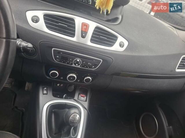 Черный Рено Сценик, объемом двигателя 1.5 л и пробегом 238 тыс. км за 6500 $, фото 6 на Automoto.ua
