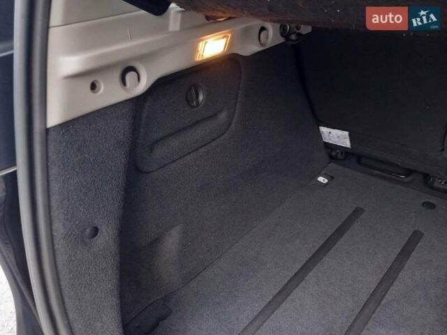 Рено Сценик 2010 в Дубно на Automoto.ua Черный Рено Сценик, объемом двигателя 1.5 л и пробегом 220 тыс. км за 6950 $, фото 52 на Automoto.ua