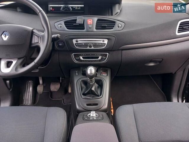 Рено Сценик 2010 в Дубно на Automoto.ua Черный Рено Сценик, объемом двигателя 1.5 л и пробегом 220 тыс. км за 6950 $, фото 36 на Automoto.ua