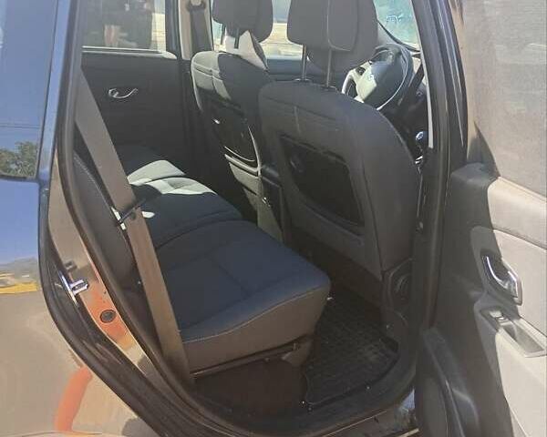 Черный Рено Сценик, объемом двигателя 1.46 л и пробегом 247 тыс. км за 4500 $, фото 7 на Automoto.ua