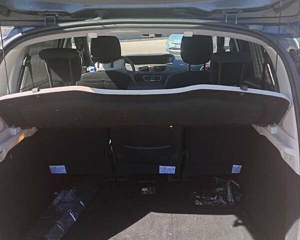 Черный Рено Сценик, объемом двигателя 1.46 л и пробегом 247 тыс. км за 4500 $, фото 4 на Automoto.ua