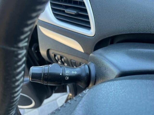 Черный Рено Сценик, объемом двигателя 1.5 л и пробегом 277 тыс. км за 7700 $, фото 21 на Automoto.ua