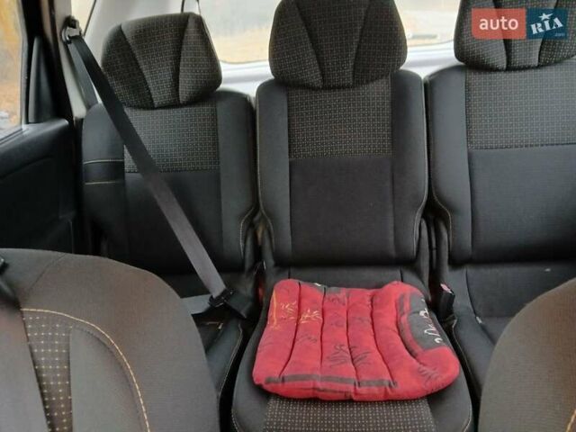 Чорний Рено Сценік, об'ємом двигуна 1.4 л та пробігом 120 тис. км за 6500 $, фото 16 на Automoto.ua