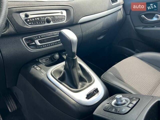 Черный Рено Сценик, объемом двигателя 1.46 л и пробегом 232 тыс. км за 7300 $, фото 16 на Automoto.ua