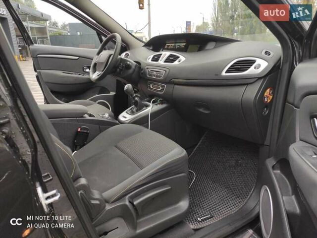 Черный Рено Сценик, объемом двигателя 1.46 л и пробегом 260 тыс. км за 5800 $, фото 15 на Automoto.ua