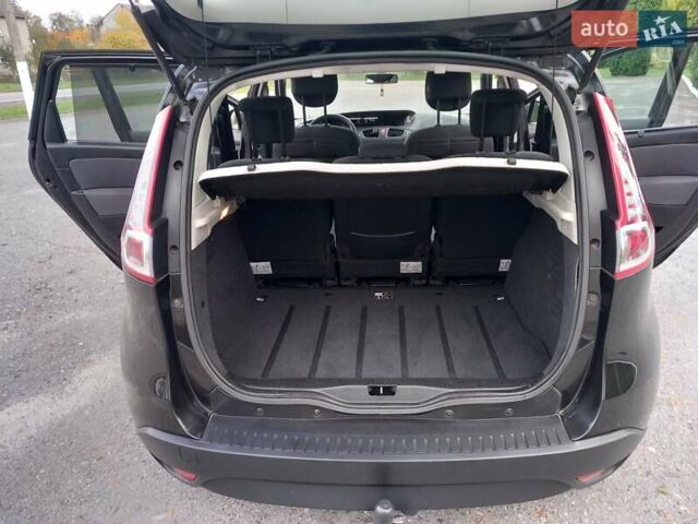 Рено Сценик 2010 в Дубно на Automoto.ua Черный Рено Сценик, объемом двигателя 1.5 л и пробегом 220 тыс. км за 6950 $, фото 46 на Automoto.ua