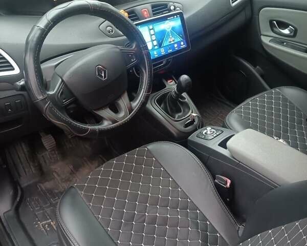 Черный Рено Сценик, объемом двигателя 1.5 л и пробегом 207 тыс. км за 7100 $, фото 3 на Automoto.ua