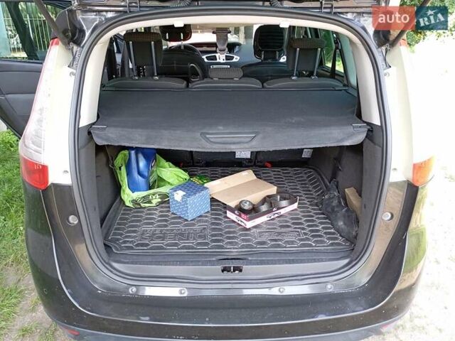 Чорний Рено Сценік, об'ємом двигуна 1.9 л та пробігом 260 тис. км за 7500 $, фото 13 на Automoto.ua