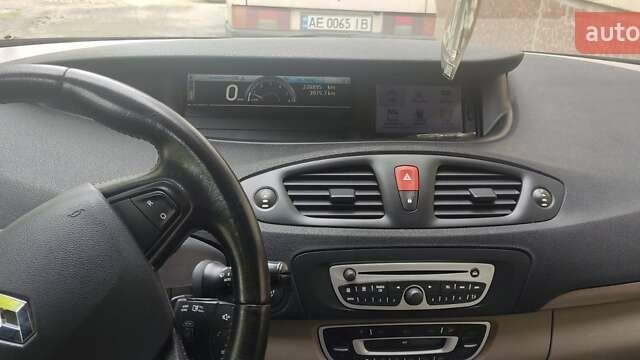 Черный Рено Сценик, объемом двигателя 1.5 л и пробегом 230 тыс. км за 6900 $, фото 4 на Automoto.ua