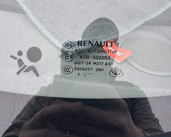 Черный Рено Сценик, объемом двигателя 1.5 л и пробегом 285 тыс. км за 6900 $, фото 23 на Automoto.ua