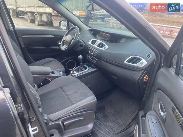 Черный Рено Сценик, объемом двигателя 1.87 л и пробегом 220 тыс. км за 5350 $, фото 14 на Automoto.ua