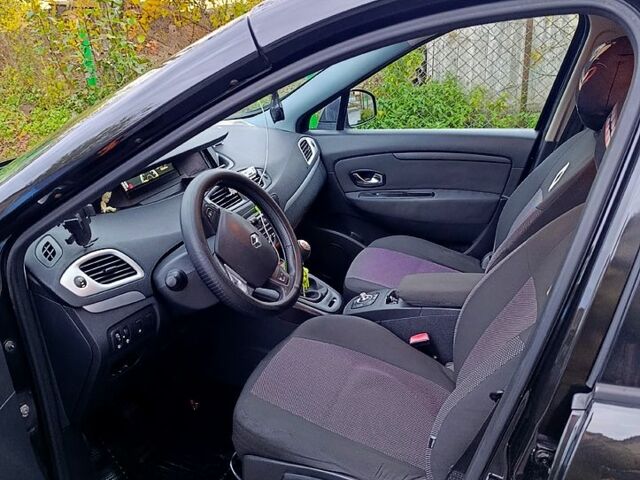 Черный Рено Сценик, объемом двигателя 1.4 л и пробегом 238 тыс. км за 7800 $, фото 1 на Automoto.ua