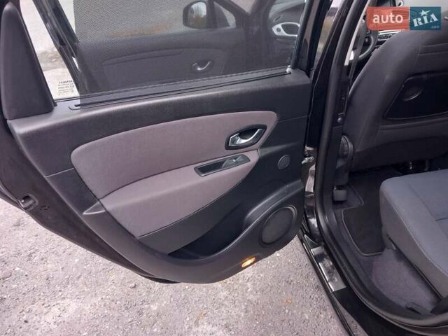 Рено Сценик 2010 в Дубно на Automoto.ua Черный Рено Сценик, объемом двигателя 1.5 л и пробегом 220 тыс. км за 6950 $, фото 29 на Automoto.ua