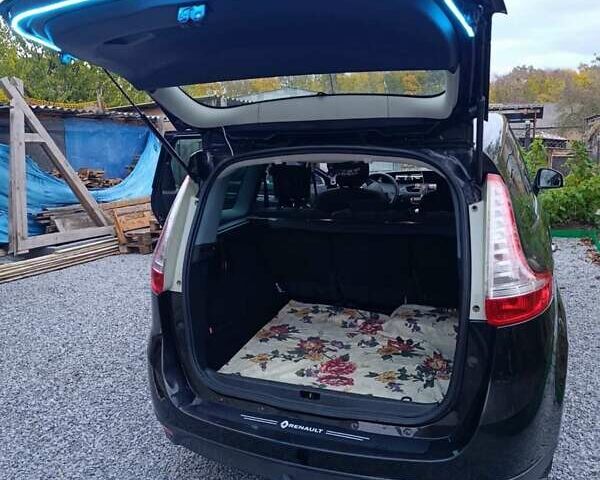 Черный Рено Сценик, объемом двигателя 1.4 л и пробегом 238 тыс. км за 7800 $, фото 14 на Automoto.ua