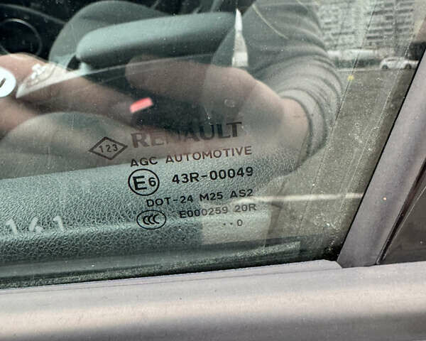 Черный Рено Сценик, объемом двигателя 1.5 л и пробегом 285 тыс. км за 6900 $, фото 25 на Automoto.ua