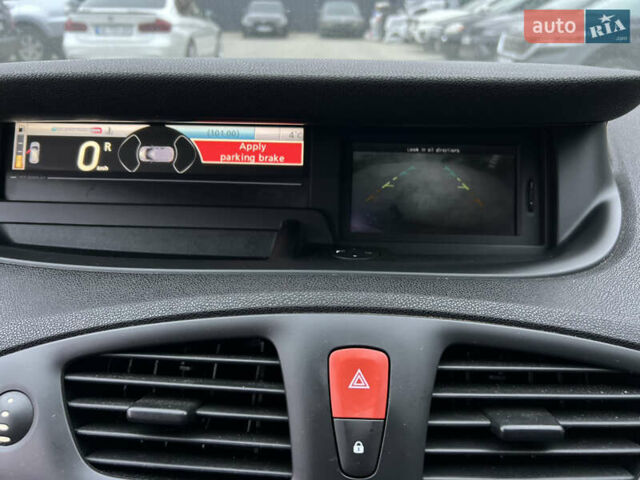 Чорний Рено Сценік, об'ємом двигуна 1.5 л та пробігом 232 тис. км за 6500 $, фото 29 на Automoto.ua