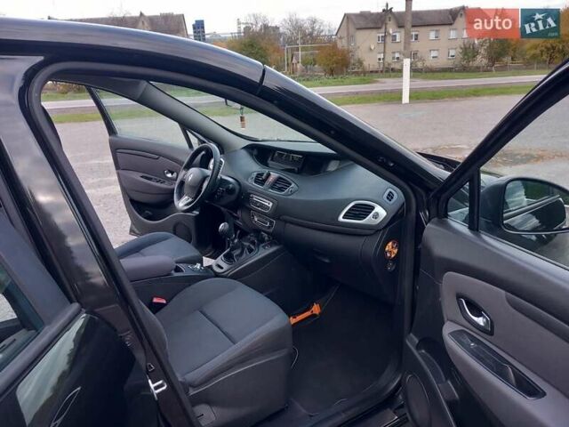 Рено Сценик 2010 в Дубно на Automoto.ua Черный Рено Сценик, объемом двигателя 1.5 л и пробегом 220 тыс. км за 6950 $, фото 59 на Automoto.ua