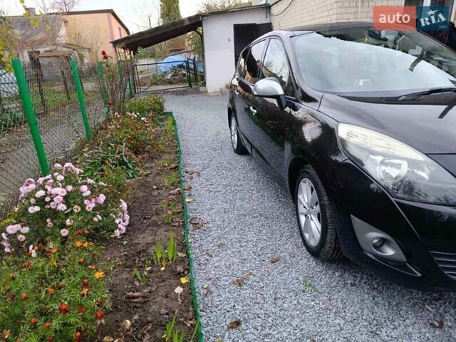 Черный Рено Сценик, объемом двигателя 1.4 л и пробегом 238 тыс. км за 7800 $, фото 7 на Automoto.ua